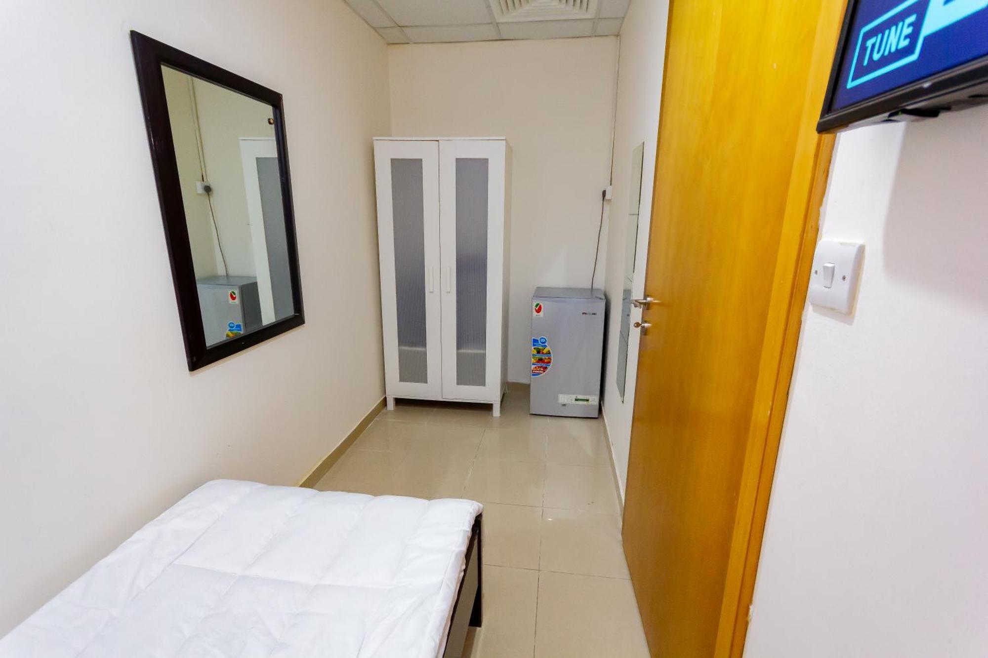 Small Budget Rooms For 'Girls' Only In Dubai, Marina Εξωτερικό φωτογραφία